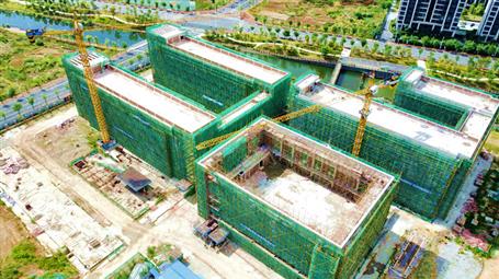 【奮戰(zhàn)三季度 打贏攻堅戰(zhàn)】柳州市明德小學(xué)2#、3#教學(xué)樓主體結(jié)構(gòu)通過驗收